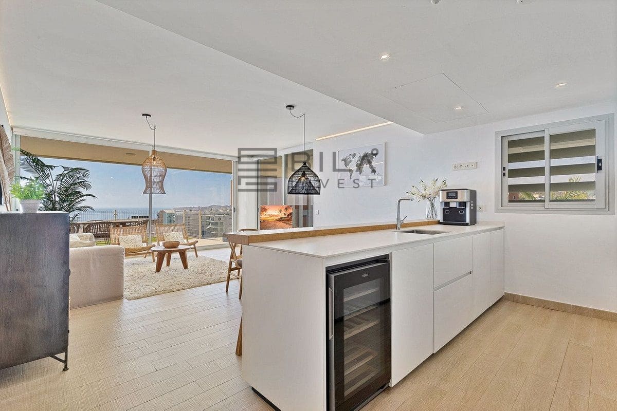 3 slaapkamer Flat te koop in Fuengirola met zwembad garage - € 759.000 (Ref: 9609785)