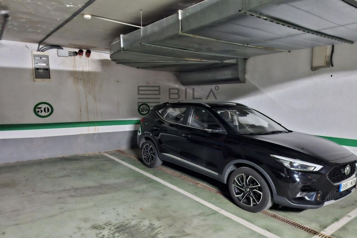 2 bedroom Flat for sale in La Cala de Mijas with pool garage - € 275,000 (Ref: 9609788)