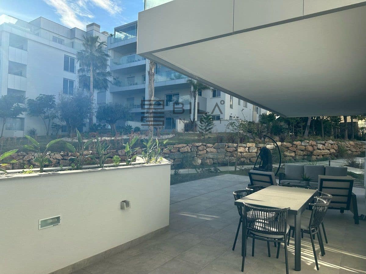 2 sypialnia Mieszkanie na sprzedaż w El Chaparral z basenem garażem - 675 000 € (Ref: 9609789)