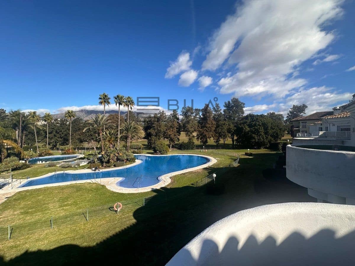 2 sypialnia Penthouse na sprzedaż w Mijas Golf z basenem - 295 000 € (Ref: 9609792)