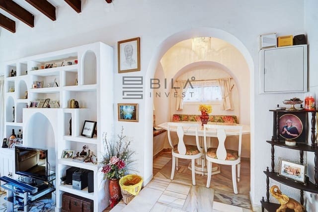 3 sypialnia Willa na sprzedaż w Calahonda, Mijas z basenem garażem - 650 000 € (Ref: 9609793)