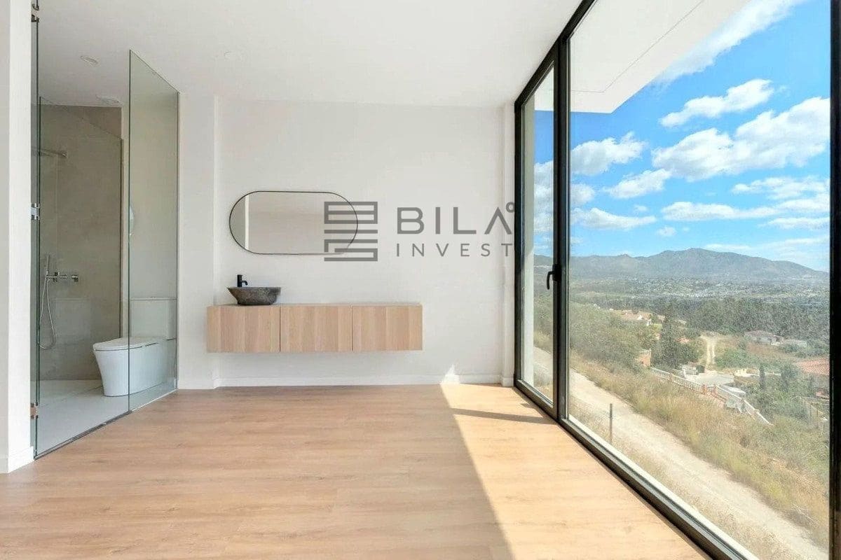 3 sovrum Villa till salu i Cerro del Aguila med pool garage - 1 089 000 € (Ref: 9609795)