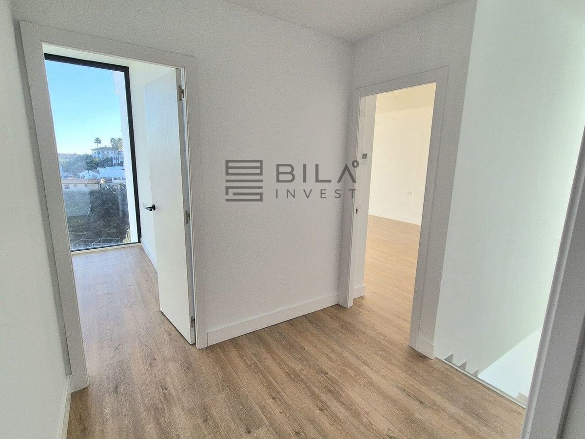 3 sovrum Villa till salu i Cerro del Aguila med pool garage - 1 089 000 € (Ref: 9609795)