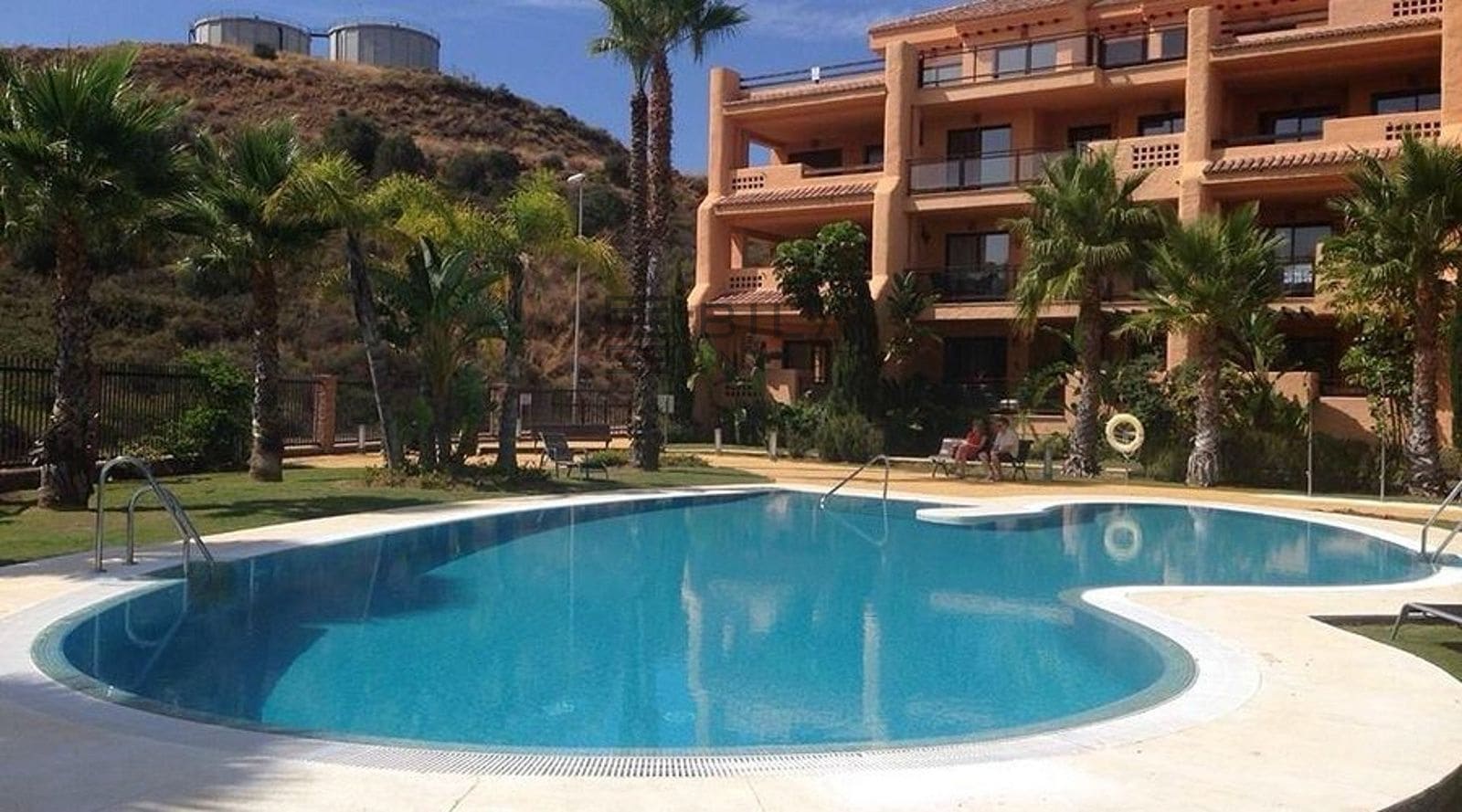 2 soverom Leilighet til salgs i La Cala de Mijas med svømmebasseng garasje - € 285 000 (Ref: 9609796)