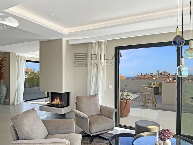 3 soveværelse Penthouse til salg i El Higuerón, Fuengirola med swimmingpool - € 847.000 (Ref: 9609798)