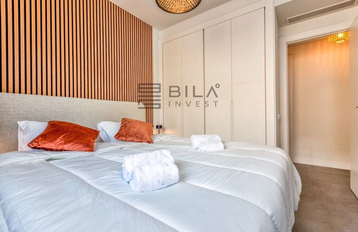 3 sypialnia Penthouse na sprzedaż w La Cala de Mijas z basenem - 660 000 € (Ref: 9609800)