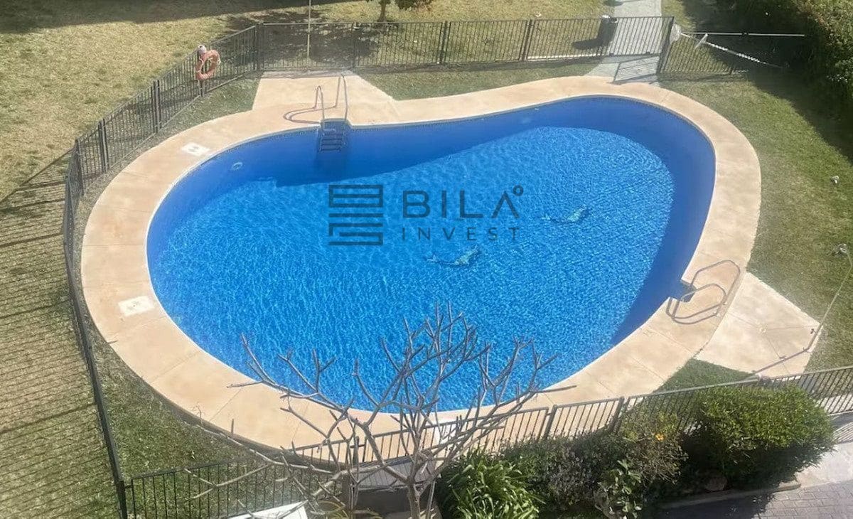 2 makuuhuone Asunto myytävänä paikassa Cerro del Aguila mukana uima-altaan 
autotalli - 349 000 € (Ref: 9609801)