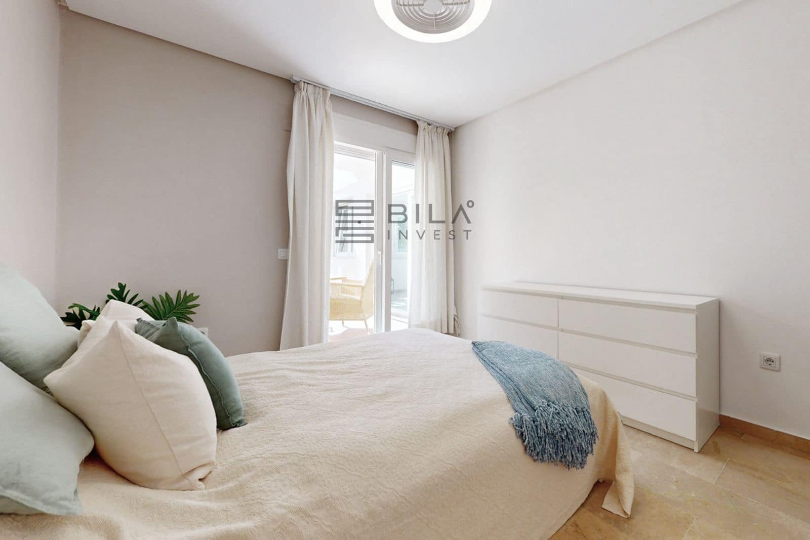 3 makuuhuone Asunto myytävänä paikassa Torrequebrada mukana uima-altaan 
autotalli - 449 000 € (Ref: 9609804)