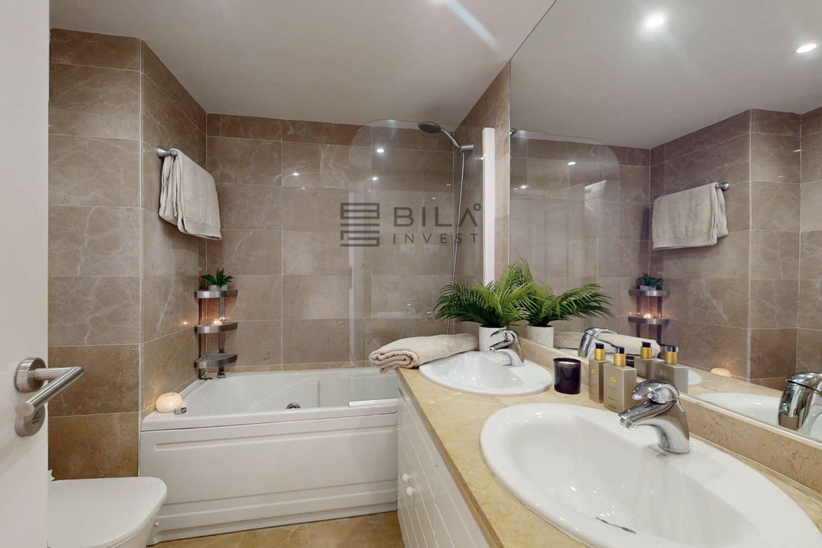 3 makuuhuone Asunto myytävänä paikassa Torrequebrada mukana uima-altaan 
autotalli - 449 000 € (Ref: 9609804)