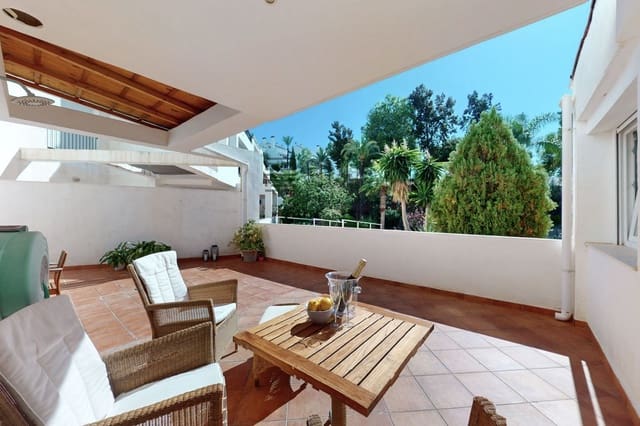 3 soverom Leilighet til salgs i Torrequebrada, Benalmádena med svømmebasseng garasje - € 449 000 (Ref: 9609804)