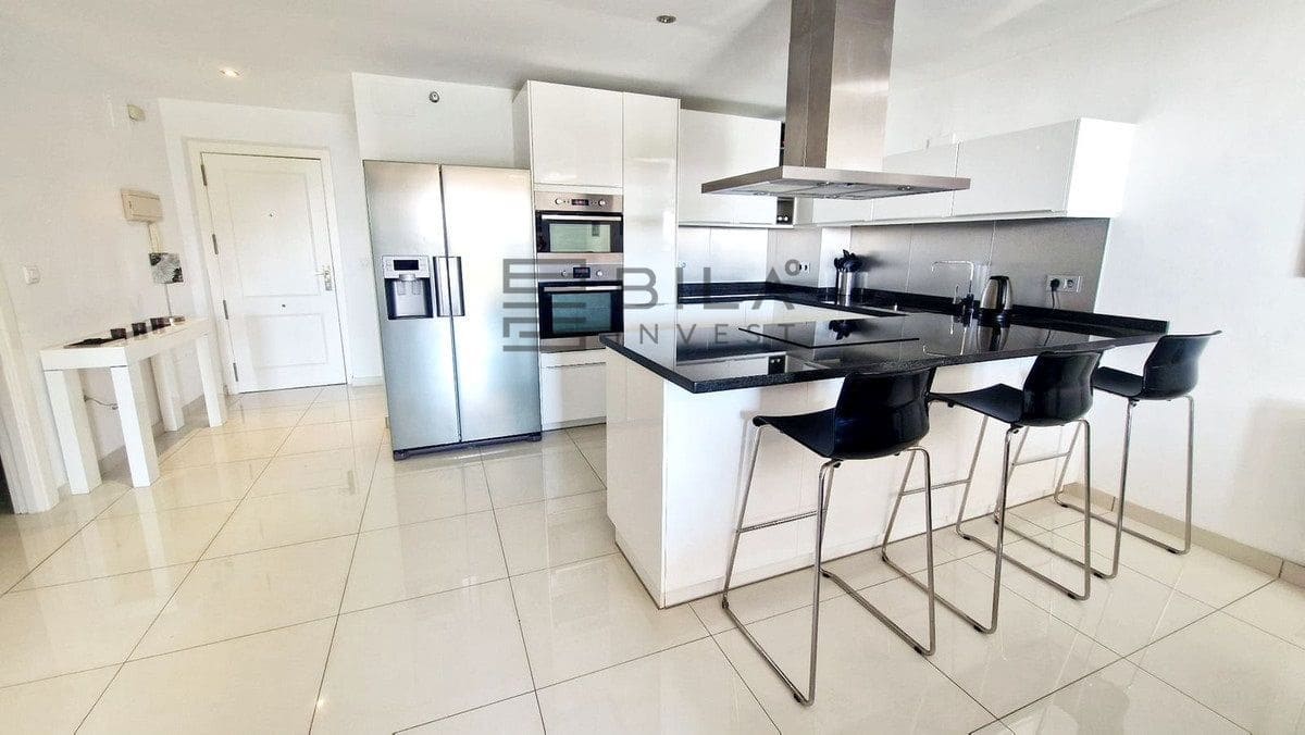 2 soveværelse Lejlighed til salg i Carvajal med swimmingpool garage - € 395.000 (Ref: 9609805)