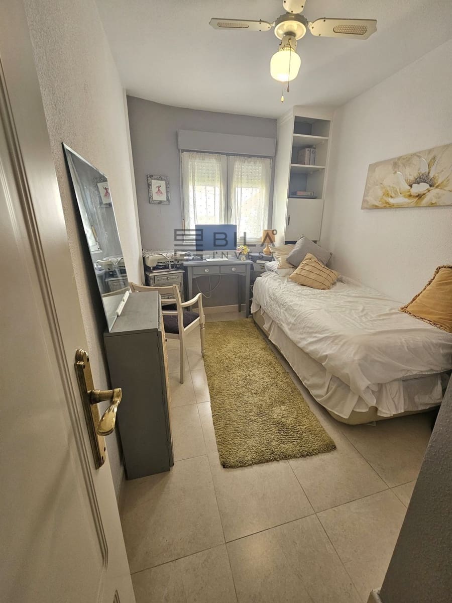 2 soverom Leilighet til salgs i Calahonda med svømmebasseng garasje - € 287 500 (Ref: 9609811)