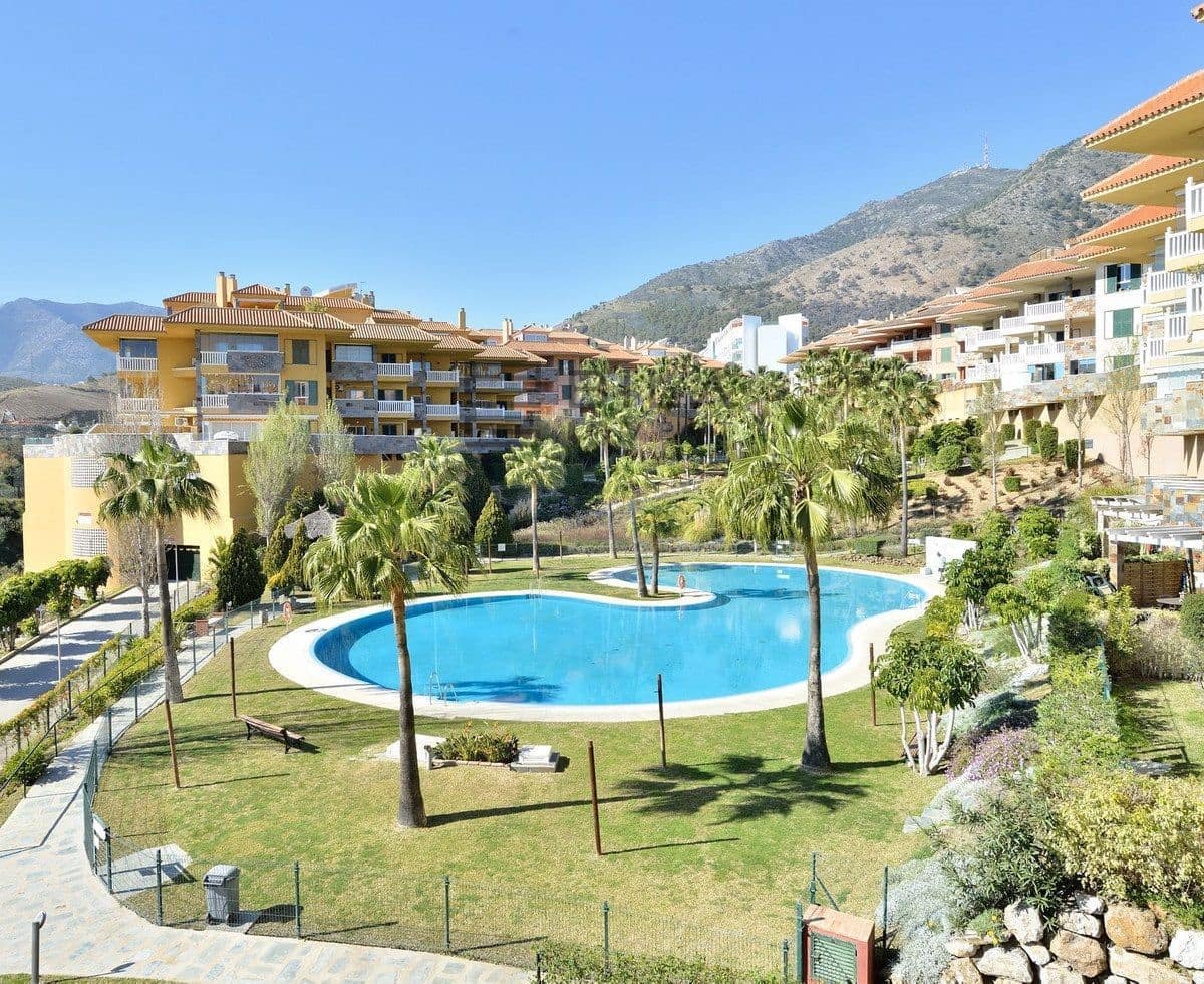 2 soveværelse Lejlighed til salg i Fuengirola med swimmingpool garage - € 399.000 (Ref: 9609813)