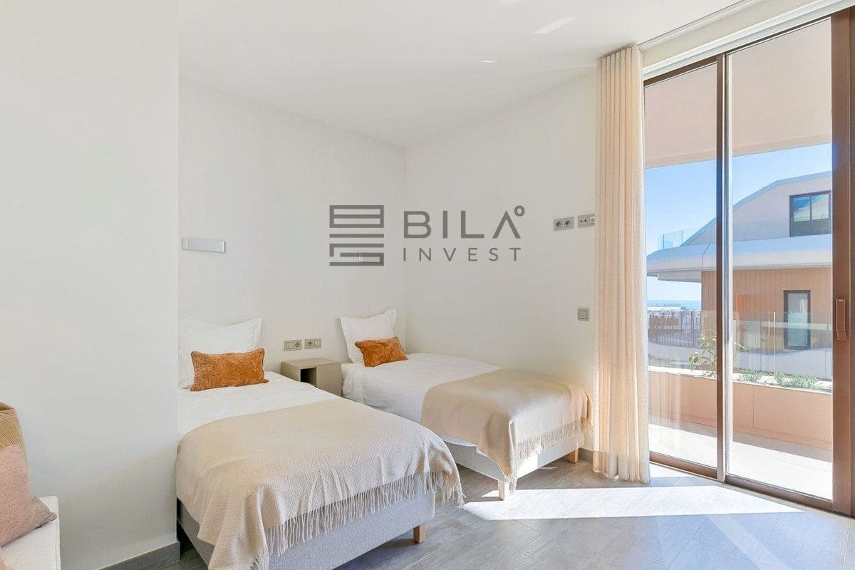 Piso de 3 habitaciones en Fuengirola en venta con piscina garaje - 995.000 € (Ref: 9609814)