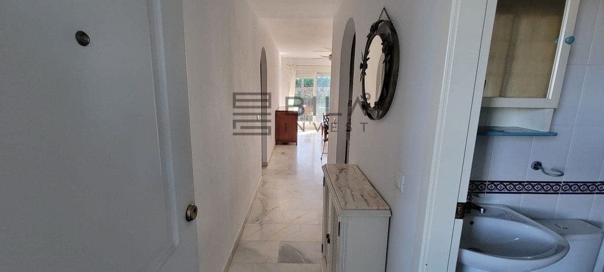 2 sypialnia Mieszkanie na sprzedaż w Miraflores z basenem garażem - 275 000 € (Ref: 9609816)