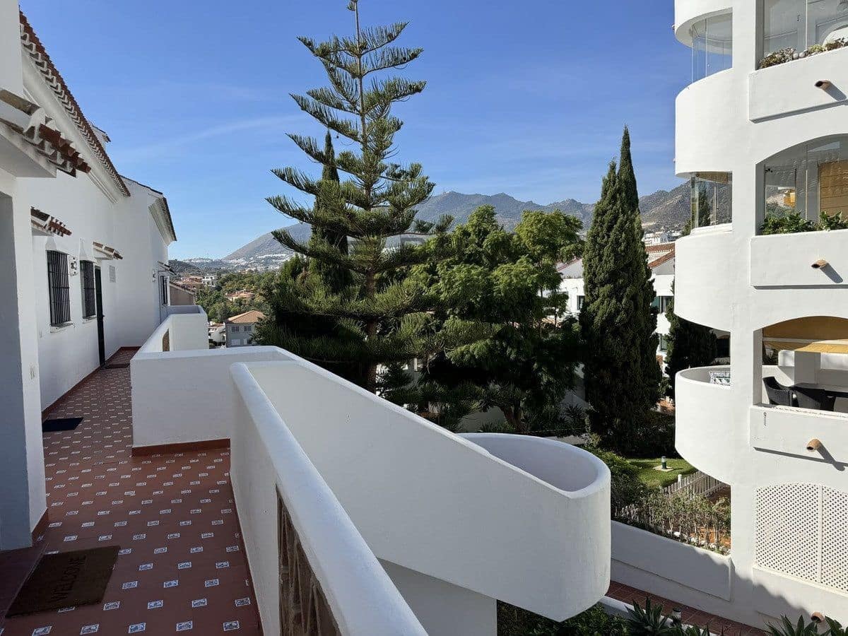 2 slaapkamer Penthouse te koop in Benalmadena Costa met zwembad - € 448.000 (Ref: 9609817)
