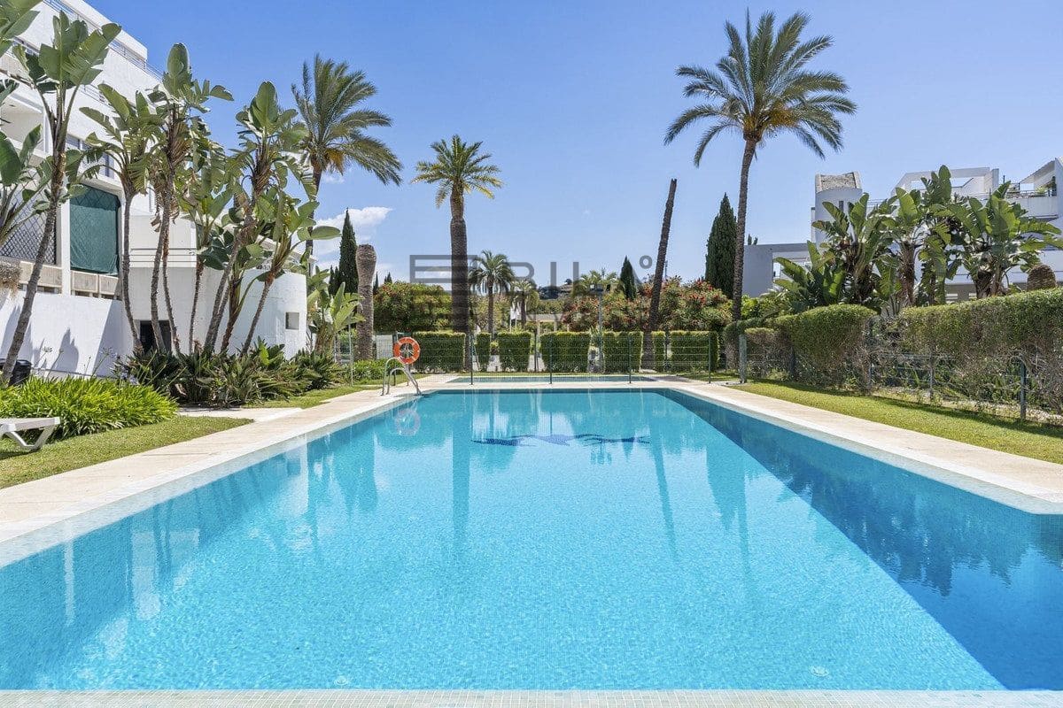 2 sovrum Lägenhet till salu i La Cala de Mijas med pool garage - 319 000 € (Ref: 9609819)