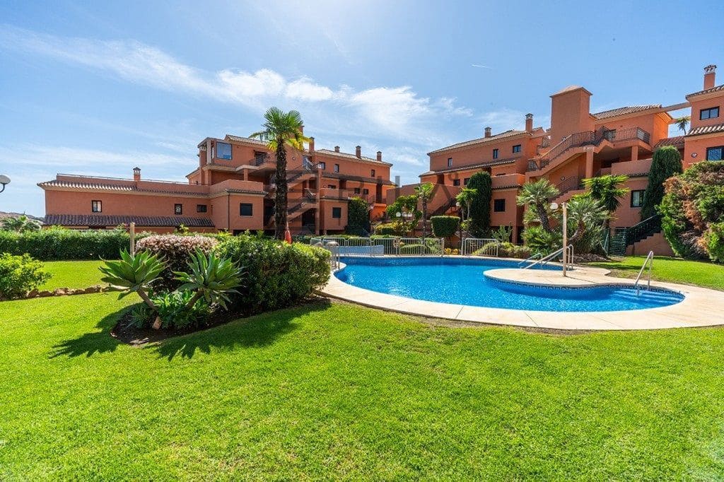 3 Zimmer Wohnung zu verkaufen in Elviria mit Pool - 549.000 € (Ref: 9609820)