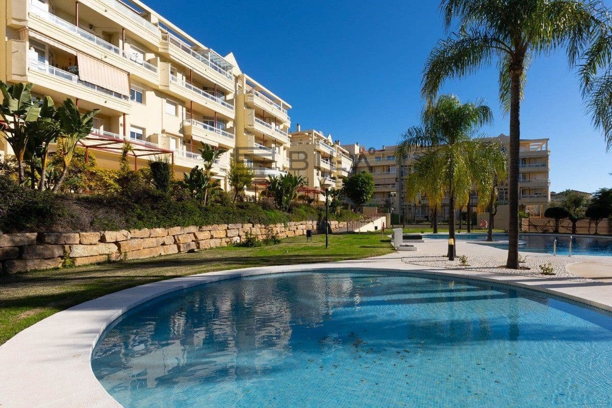 3 bedroom Flat for sale in La Cala Hills with pool garage - € 375,000 (Ref: 9609821)