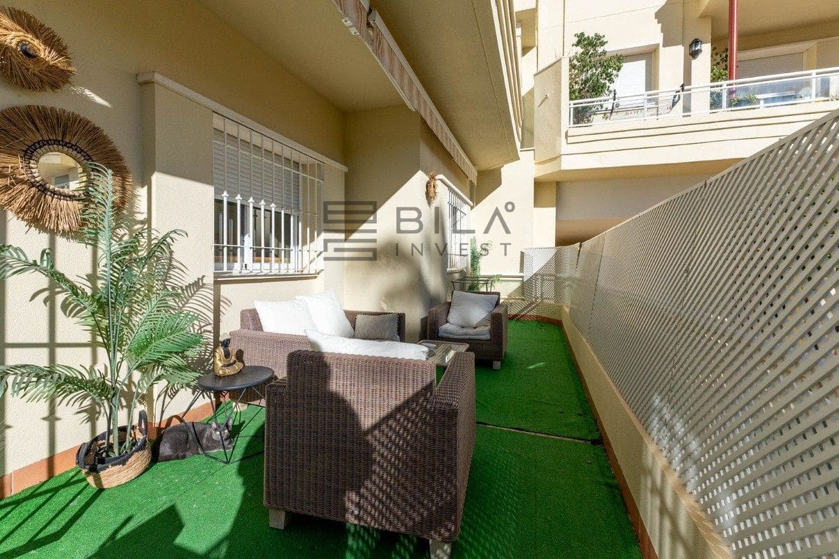 3 bedroom Flat for sale in La Cala Hills with pool garage - € 375,000 (Ref: 9609821)