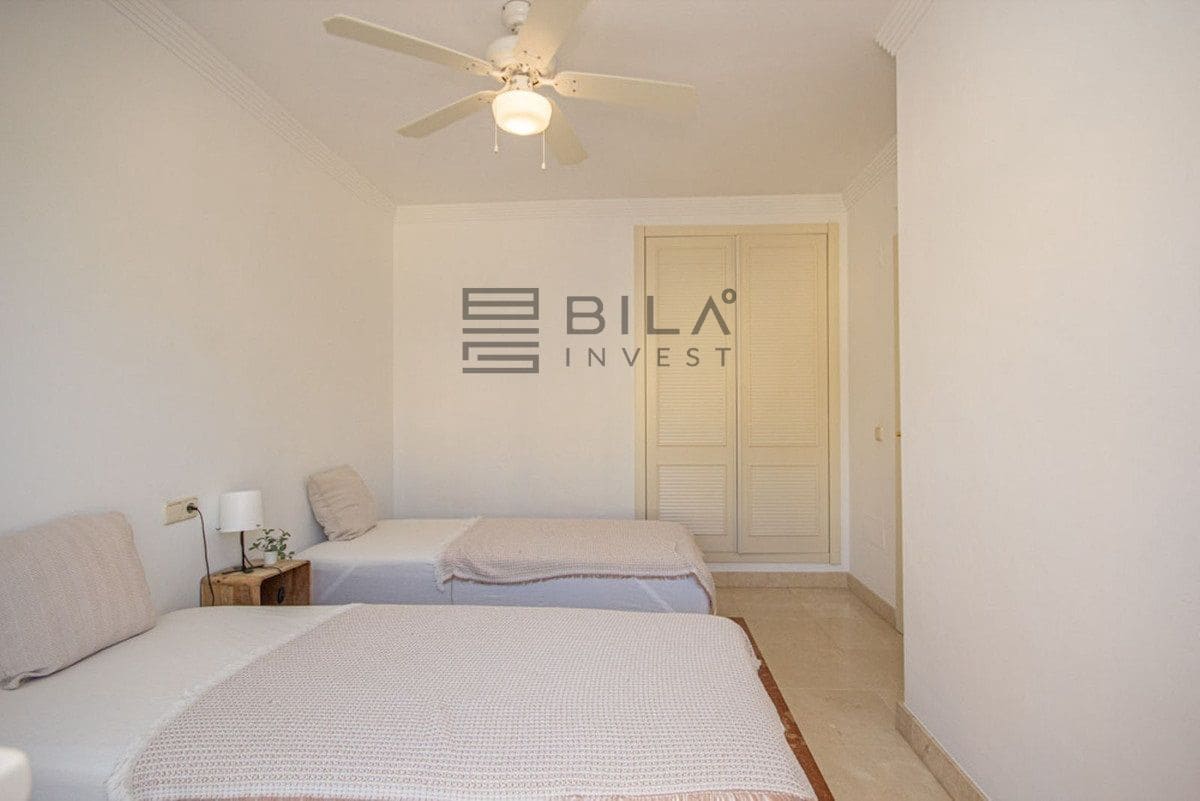 4 sypialnia Dom na sprzedaż w Riviera del Sol z basenem - 579 000 € (Ref: 9609822)