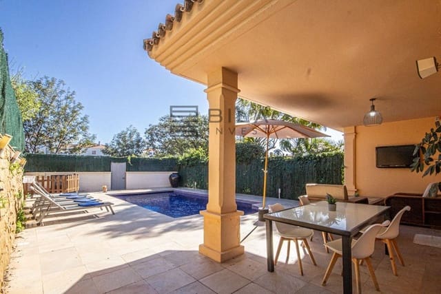 4 sypialnia Dom na sprzedaż w Riviera del Sol, Mijas z basenem - 579 000 € (Ref: 9609822)