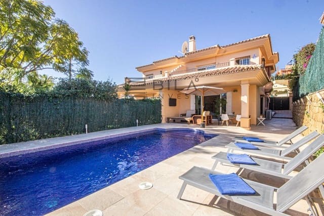 4 sypialnia Dom na sprzedaż w Riviera del Sol, Mijas z basenem - 579 000 € (Ref: 9609822)