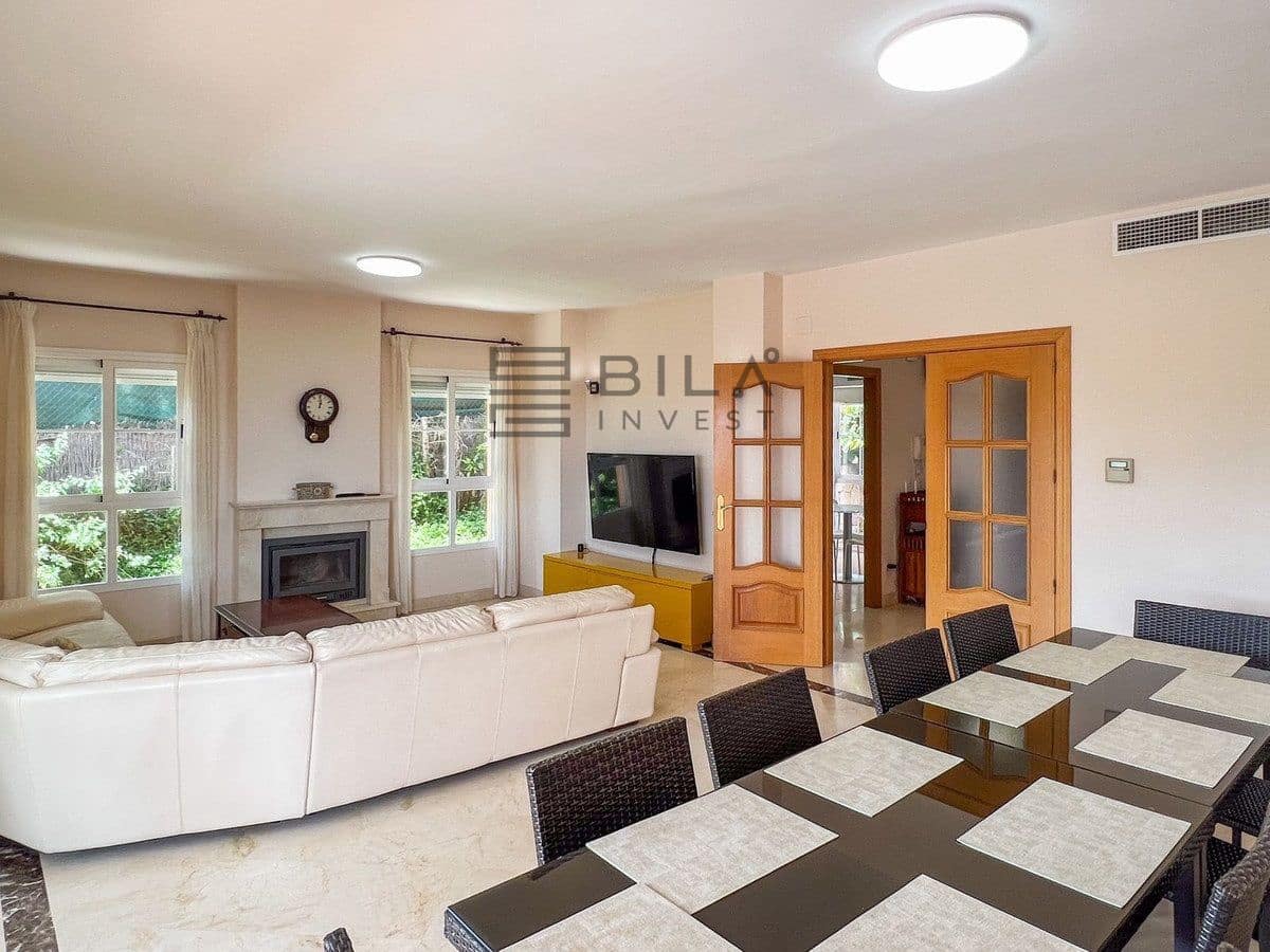 4 sovrum Villa till salu i Cerro del Aguila med pool garage - 850 000 € (Ref: 9609825)