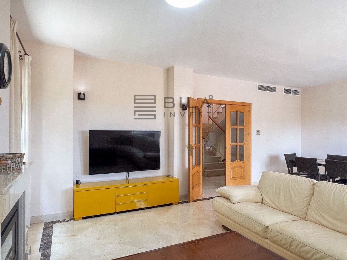 4 sovrum Villa till salu i Cerro del Aguila med pool garage - 850 000 € (Ref: 9609825)