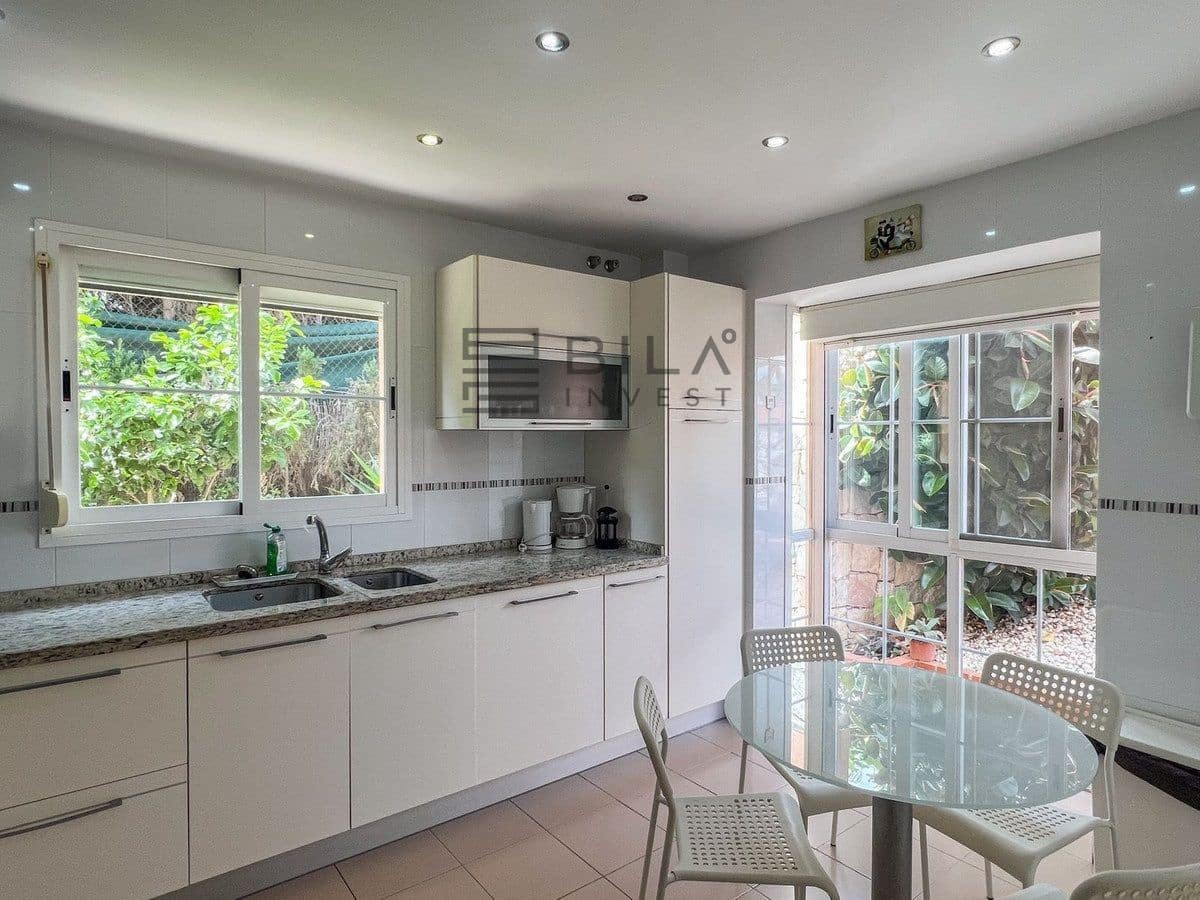 4 sovrum Villa till salu i Cerro del Aguila med pool garage - 850 000 € (Ref: 9609825)