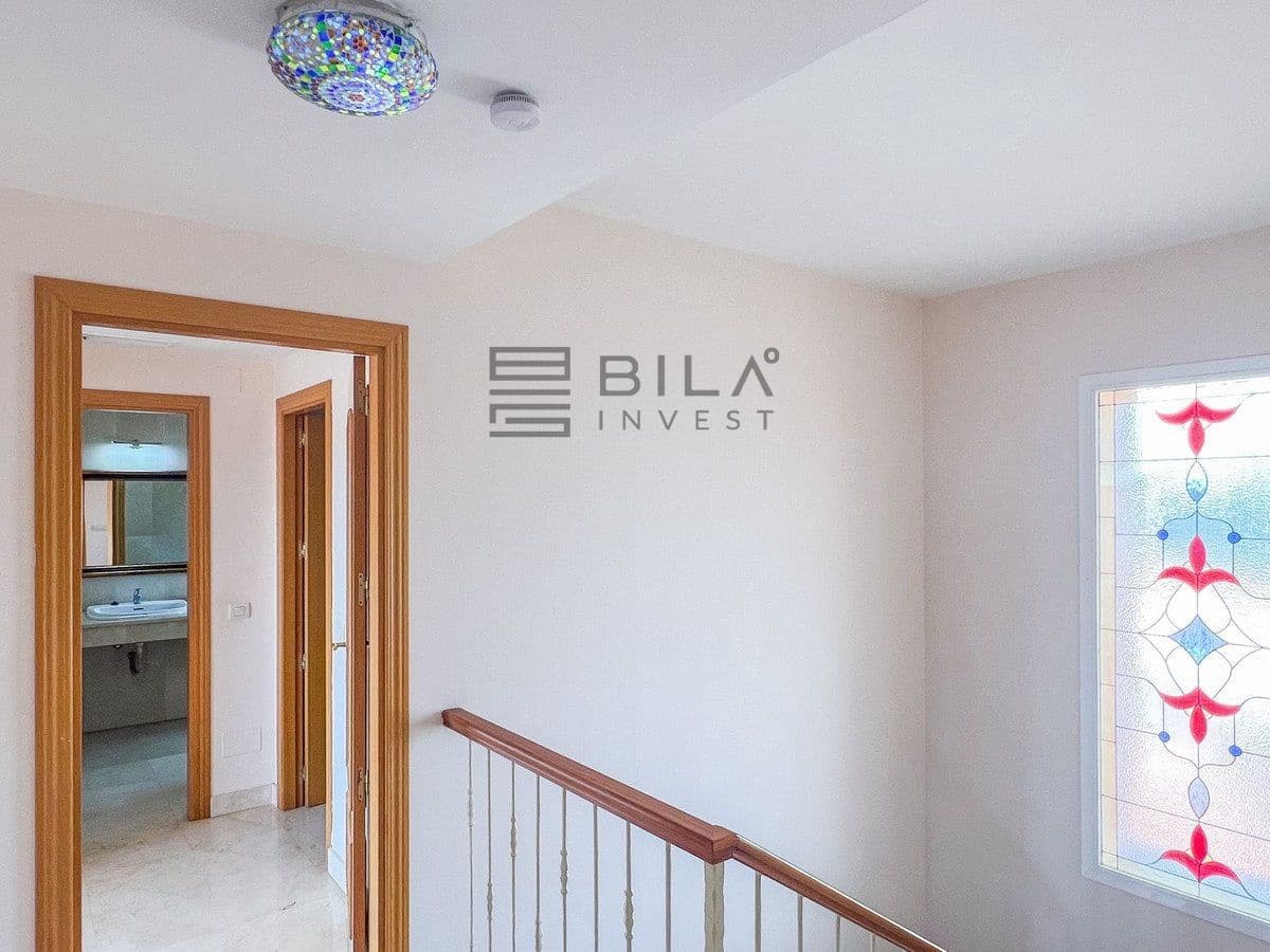 4 sovrum Villa till salu i Cerro del Aguila med pool garage - 850 000 € (Ref: 9609825)