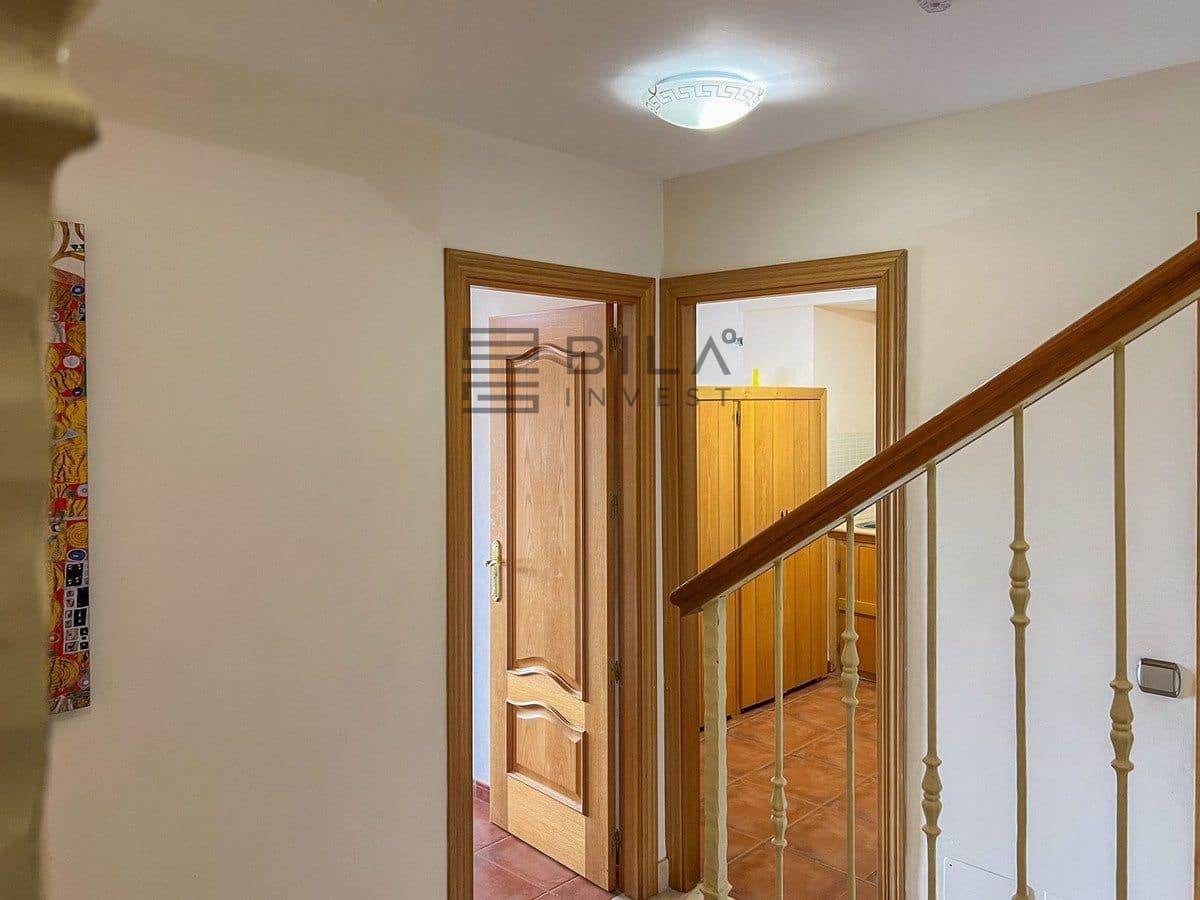 4 sovrum Villa till salu i Cerro del Aguila med pool garage - 850 000 € (Ref: 9609825)