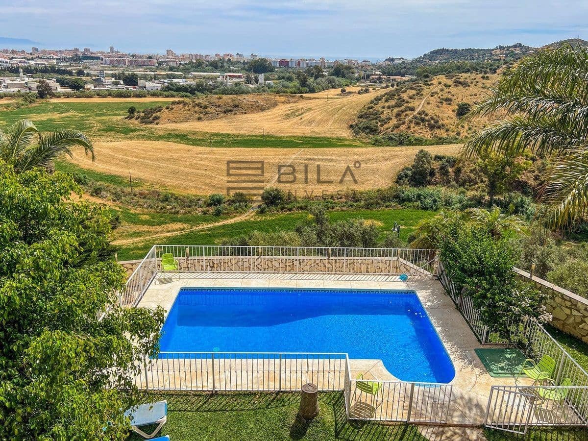 4 sovrum Villa till salu i Cerro del Aguila med pool garage - 850 000 € (Ref: 9609825)