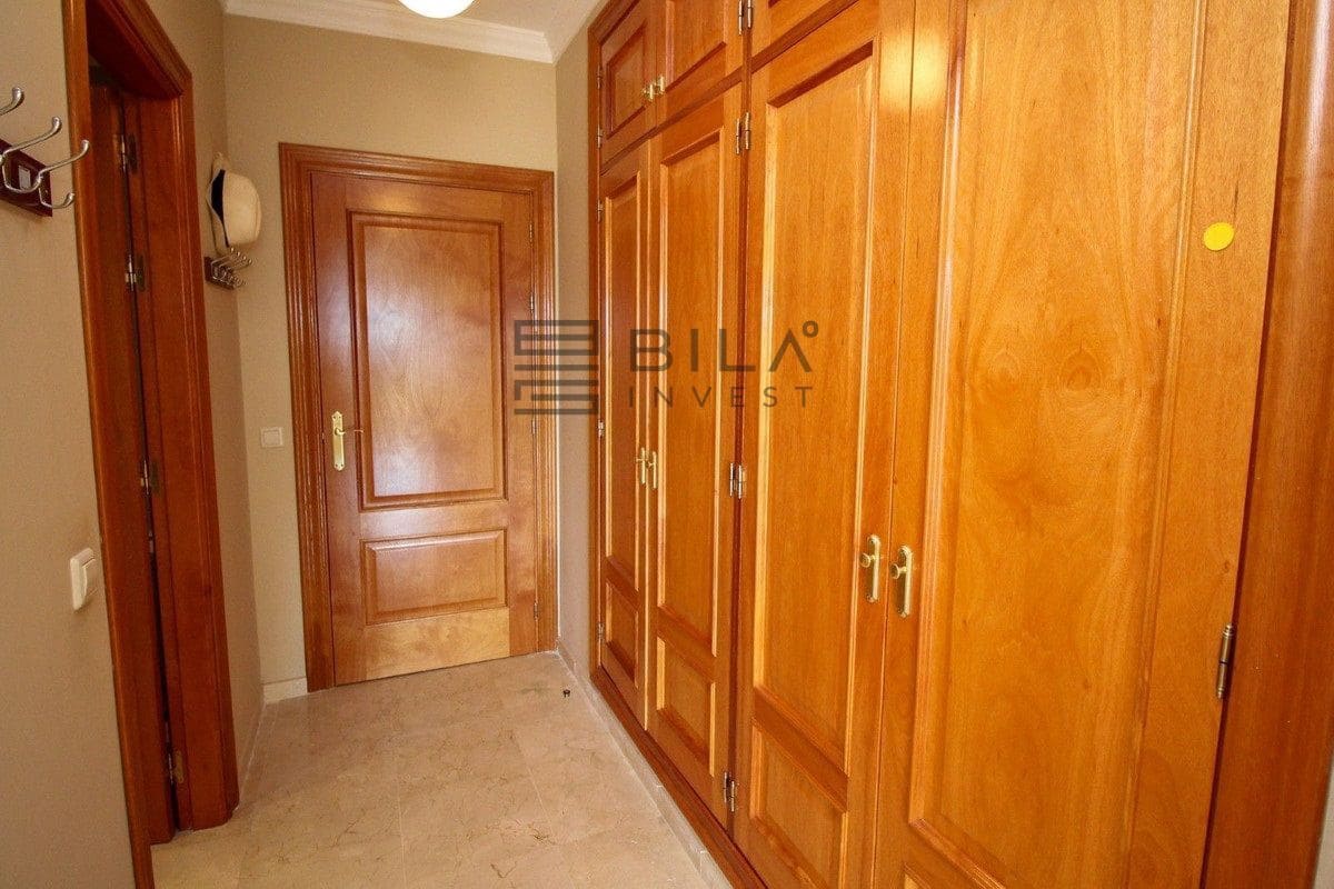 Piso de 2 habitaciones en La Cala Hills en venta con piscina garaje - 329.000 € (Ref: 9609826)