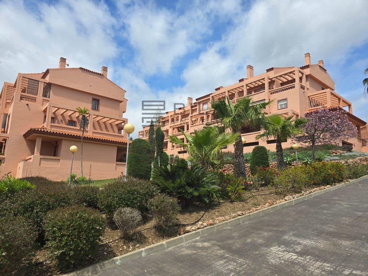 3 sypialnia Penthouse na sprzedaż w El Chaparral z basenem - 385 000 € (Ref: 9609827)