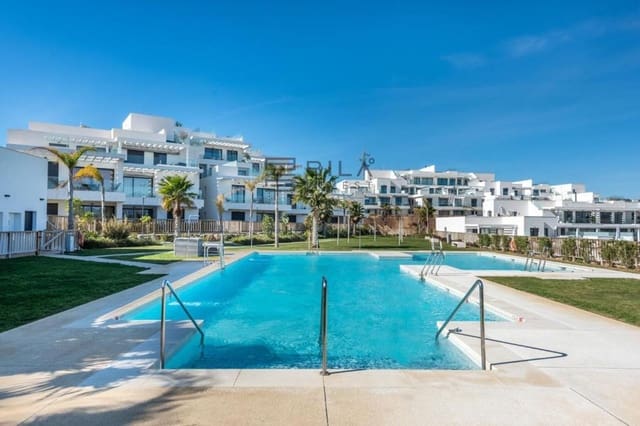 Piso de 3 habitaciones en La Cala de Mijas, Mijas en venta con piscina garaje - 645.000 € (Ref: 9609829)