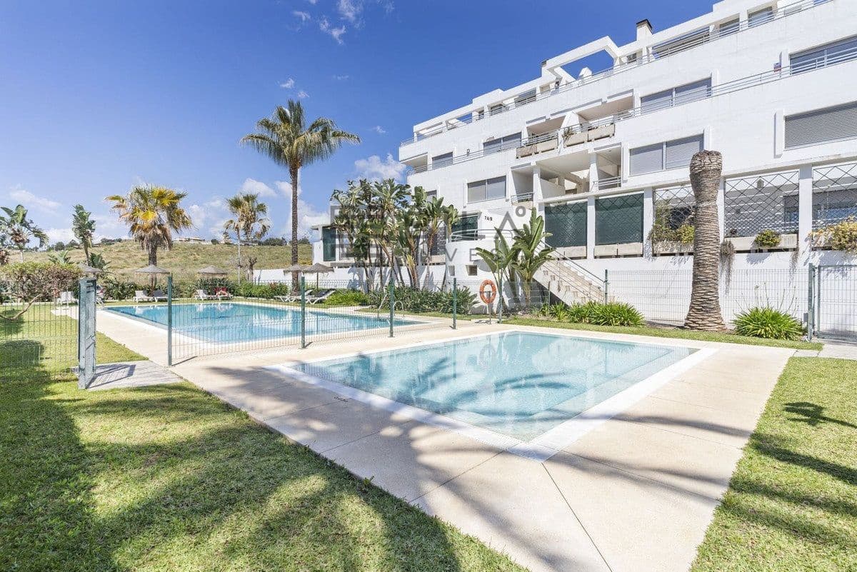 3 sovrum Takvåning till salu i La Cala de Mijas med pool - 399 000 € (Ref: 9609830)