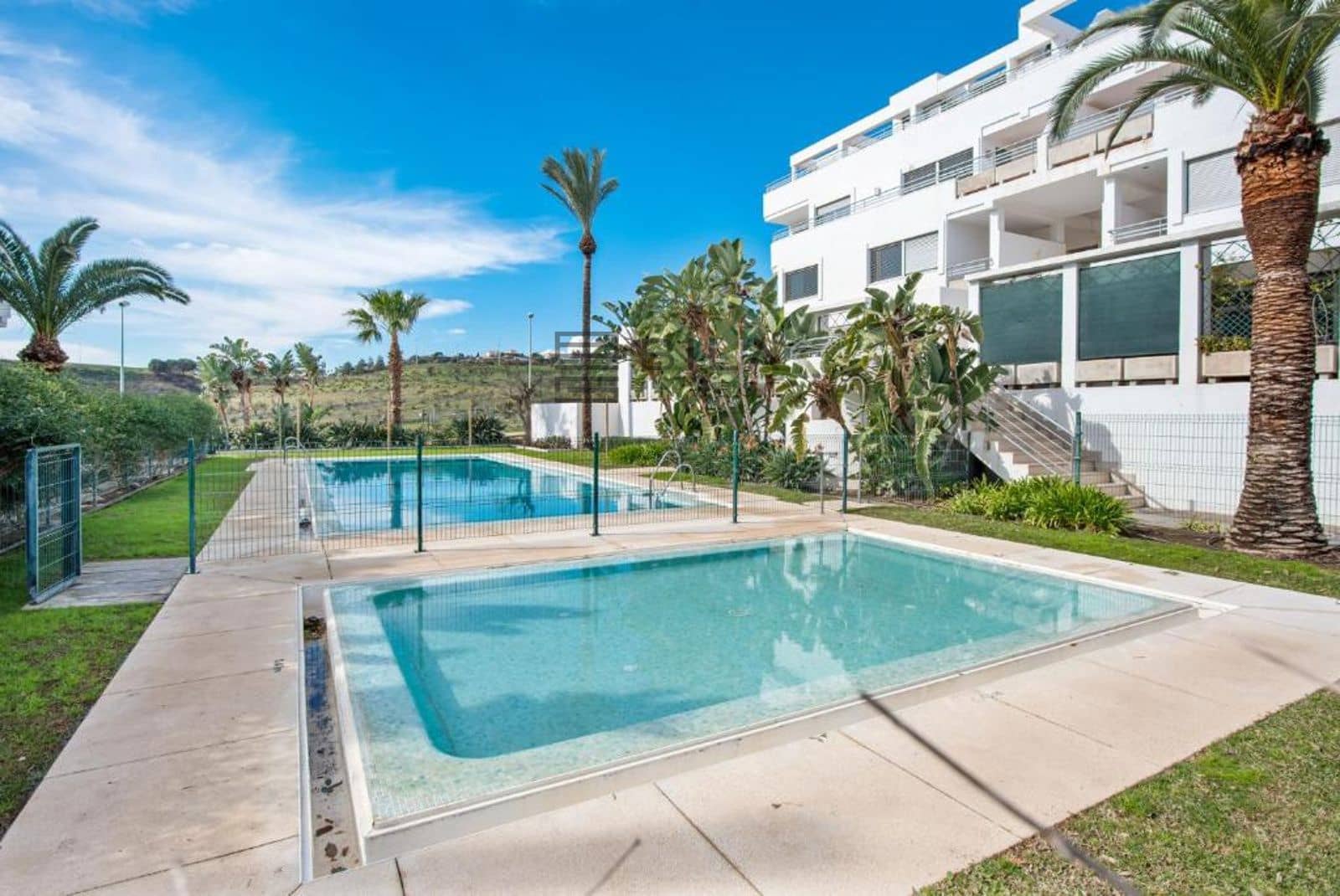 3 sovrum Takvåning till salu i La Cala de Mijas med pool - 399 000 € (Ref: 9609830)