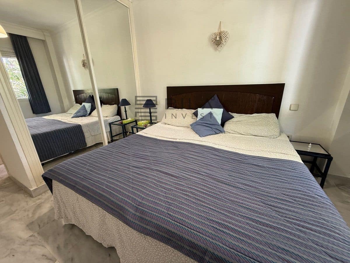 2 soveværelse Lejlighed til salg i Nueva Andalucia med swimmingpool garage - € 390.000 (Ref: 9609833)