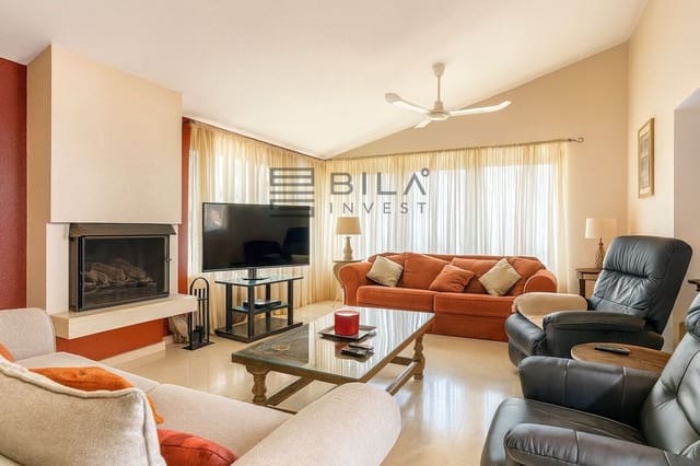 3 sovrum Villa till salu i Cerro del Aguila, Mijas med pool garage - 699 000 € (Ref: 9609835)