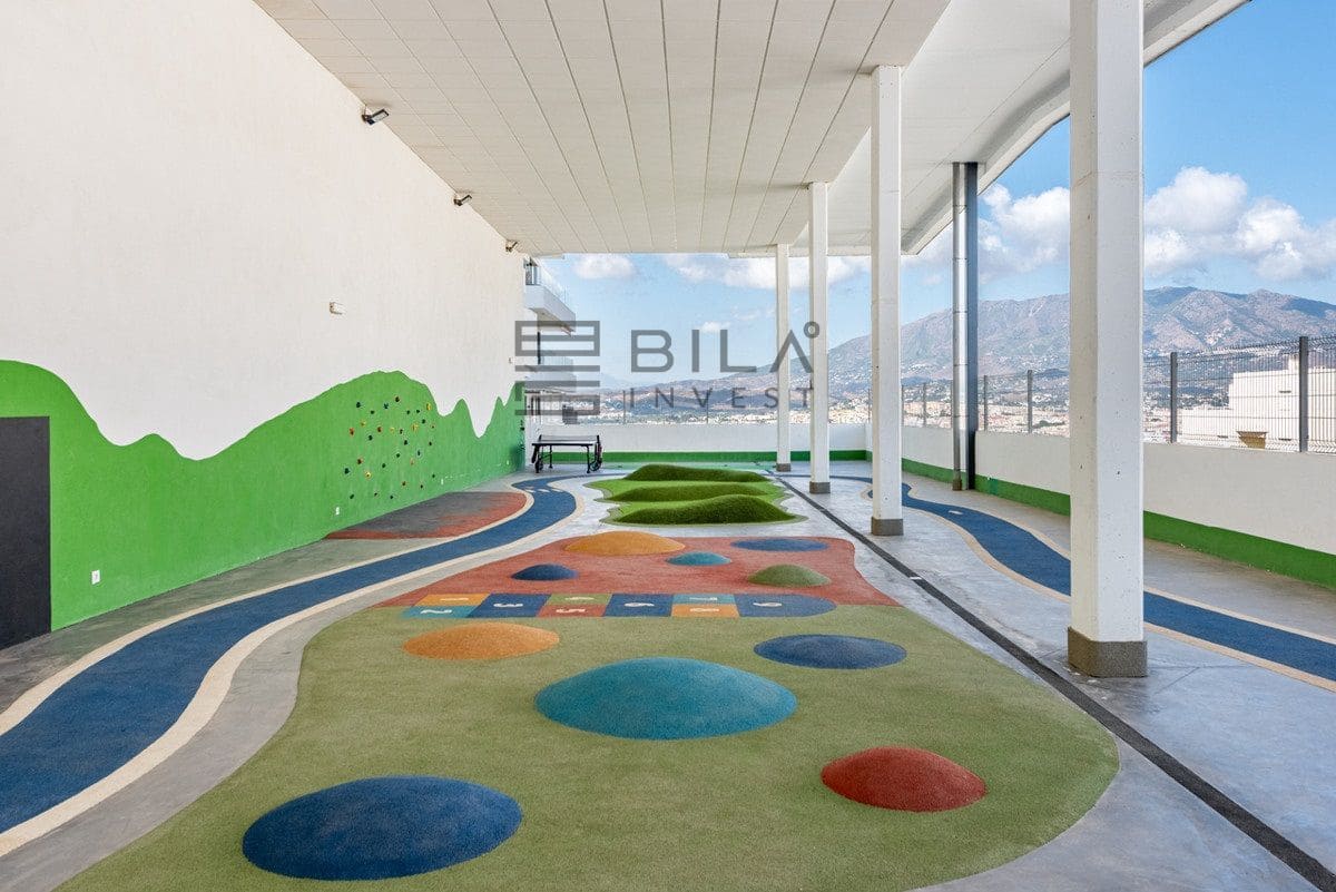 2 soveværelse Lejlighed til salg i Fuengirola med swimmingpool garage - € 619.000 (Ref: 9609836)