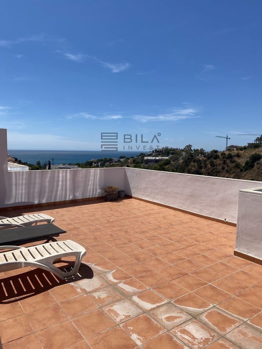 3 bedroom Penthouse for sale in Torrequebrada with pool - € 488,000 (Ref: 9609837)
