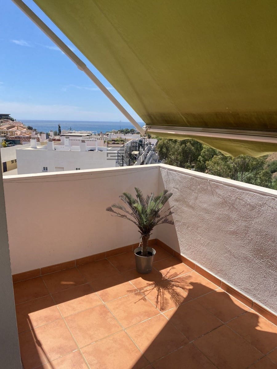 3 bedroom Penthouse for sale in Torrequebrada with pool - € 488,000 (Ref: 9609837)