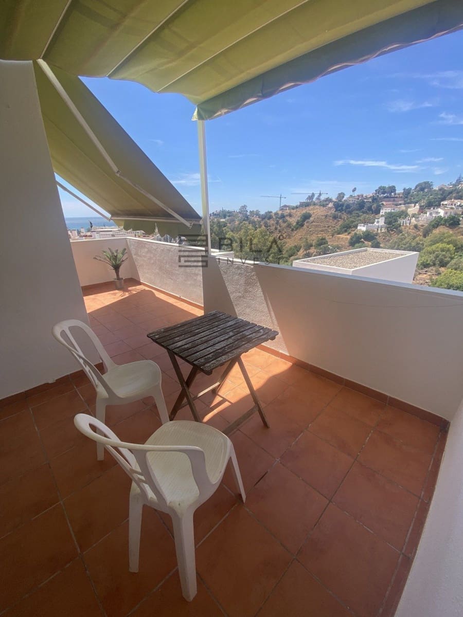 3 bedroom Penthouse for sale in Torrequebrada with pool - € 488,000 (Ref: 9609837)