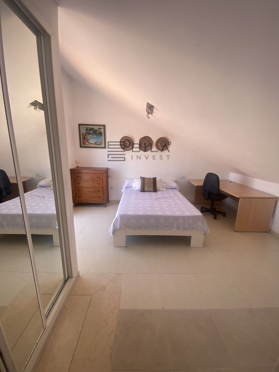 3 bedroom Penthouse for sale in Torrequebrada with pool - € 488,000 (Ref: 9609837)