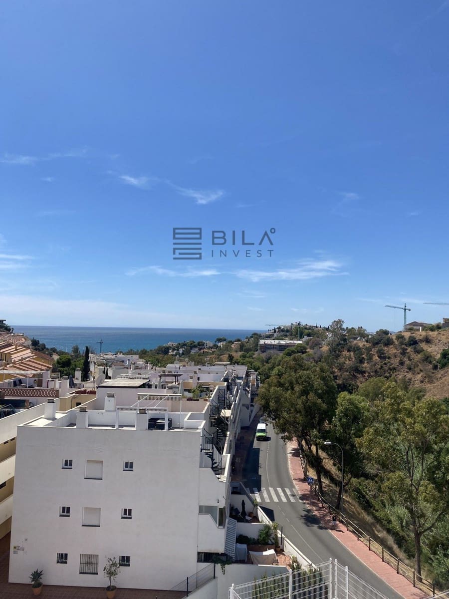 3 bedroom Penthouse for sale in Torrequebrada with pool - € 488,000 (Ref: 9609837)