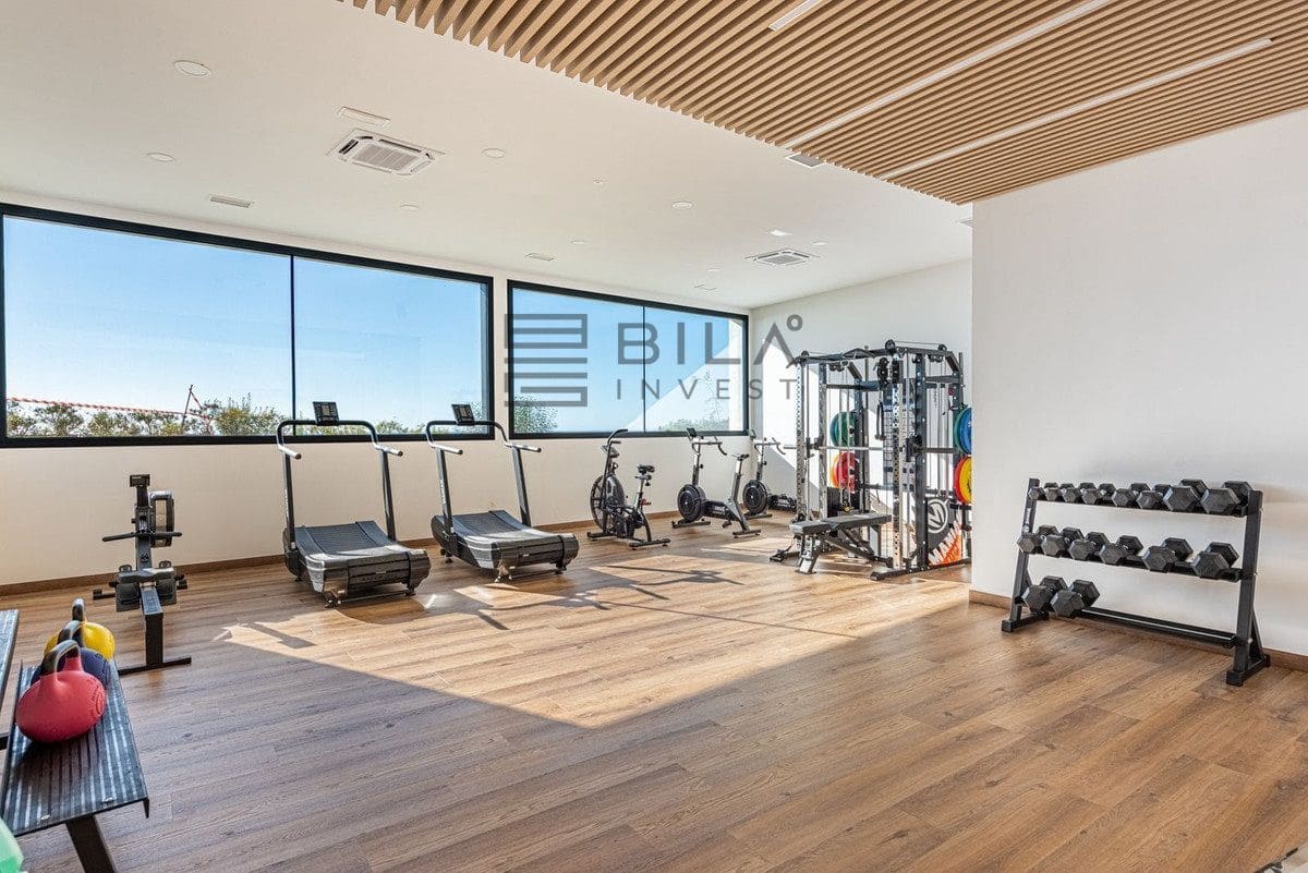 2 soveværelse Penthouse til salg i Carvajal med swimmingpool - € 970.000 (Ref: 9609838)