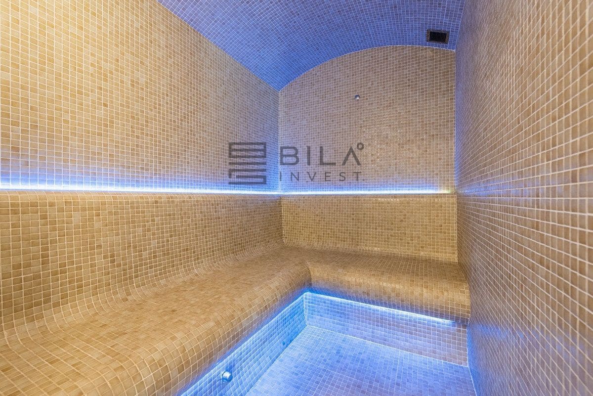 2 soveværelse Penthouse til salg i Carvajal med swimmingpool - € 970.000 (Ref: 9609838)