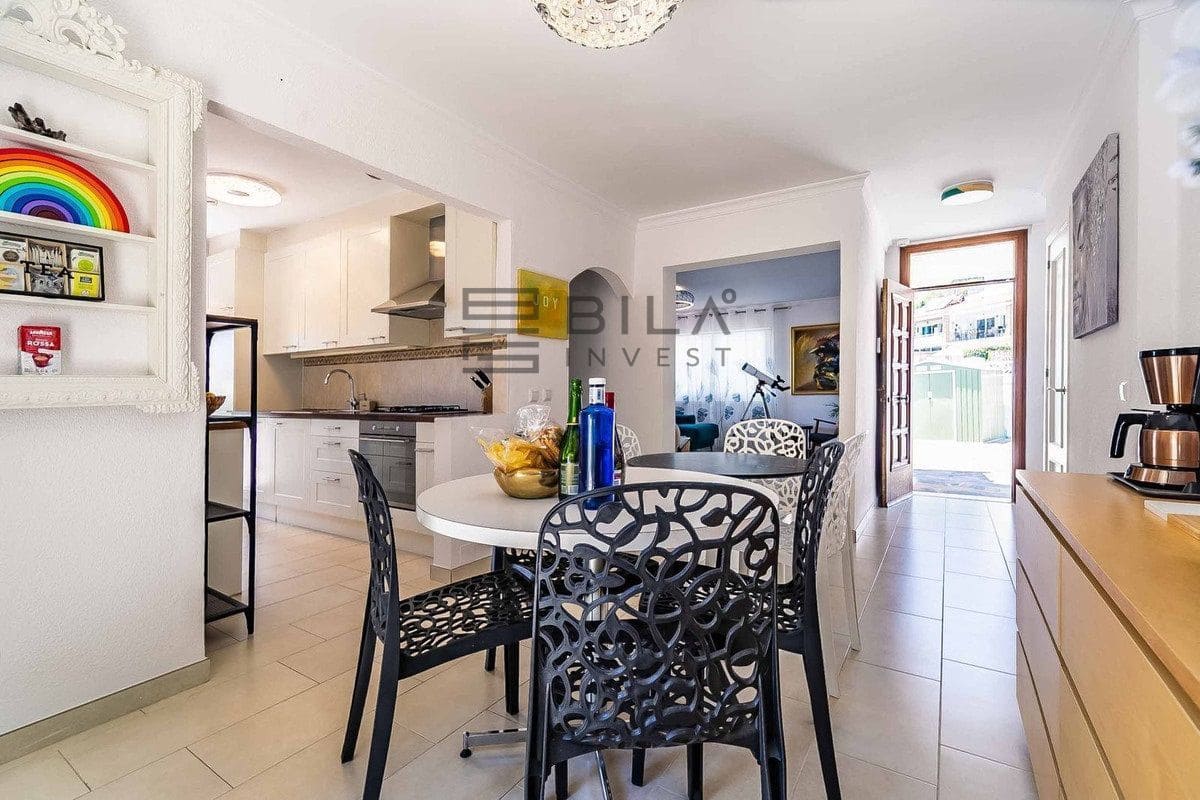 4 sypialnia Willa na sprzedaż w Benalmadena Costa z basenem garażem - 995 000 € (Ref: 9609843)