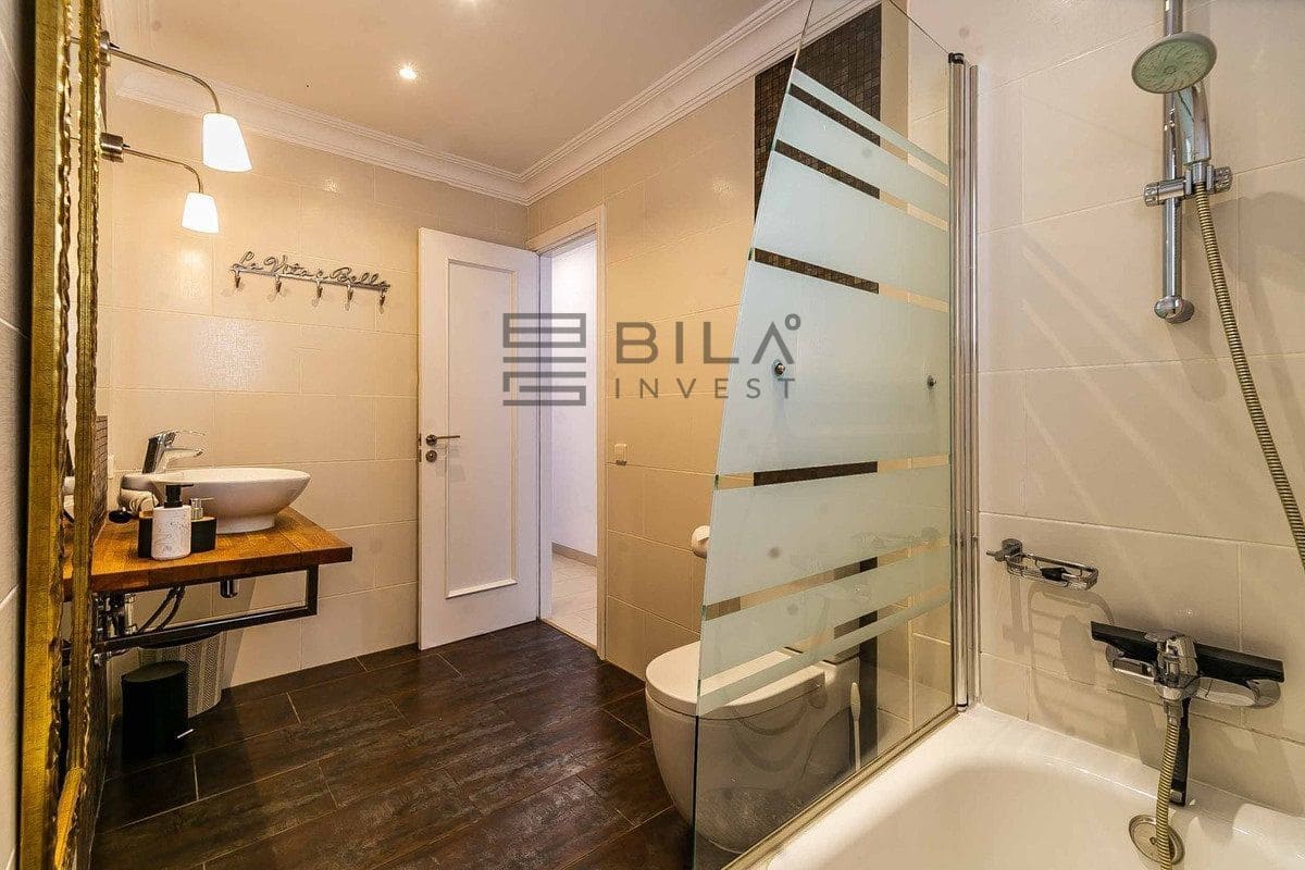 4 sypialnia Willa na sprzedaż w Benalmadena Costa z basenem garażem - 995 000 € (Ref: 9609843)